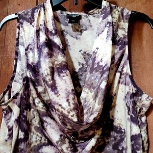 Ann Taylor print sleeveless blouse